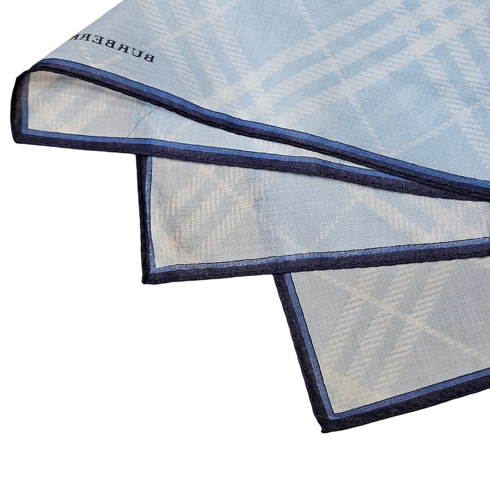 BURBERRY SCARF - Picture 10 of 13